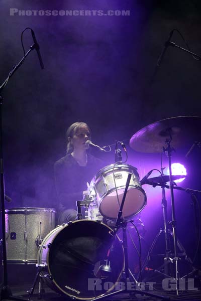 SCOUT NIBLETT - 2018-11-22 - PARIS - Petit Bain - Emma Louise Niblett